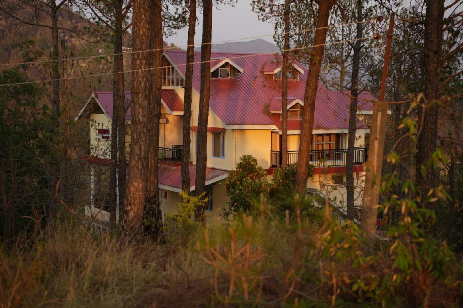 Rainbow Resorts Solan Zewnętrze zdjęcie